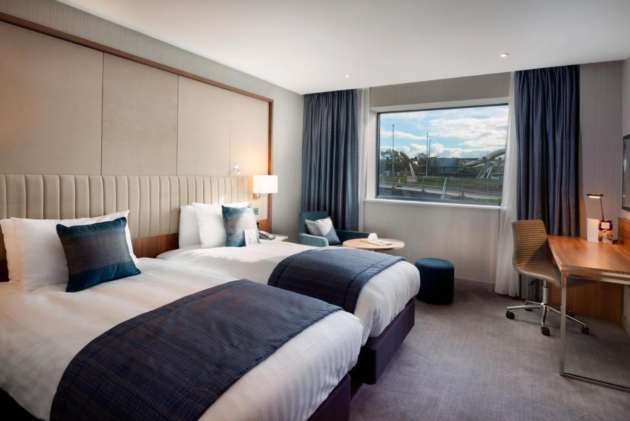 Отель Crowne Plaza London Heathrow T4 By Ihg Хитроу Экстерьер фото