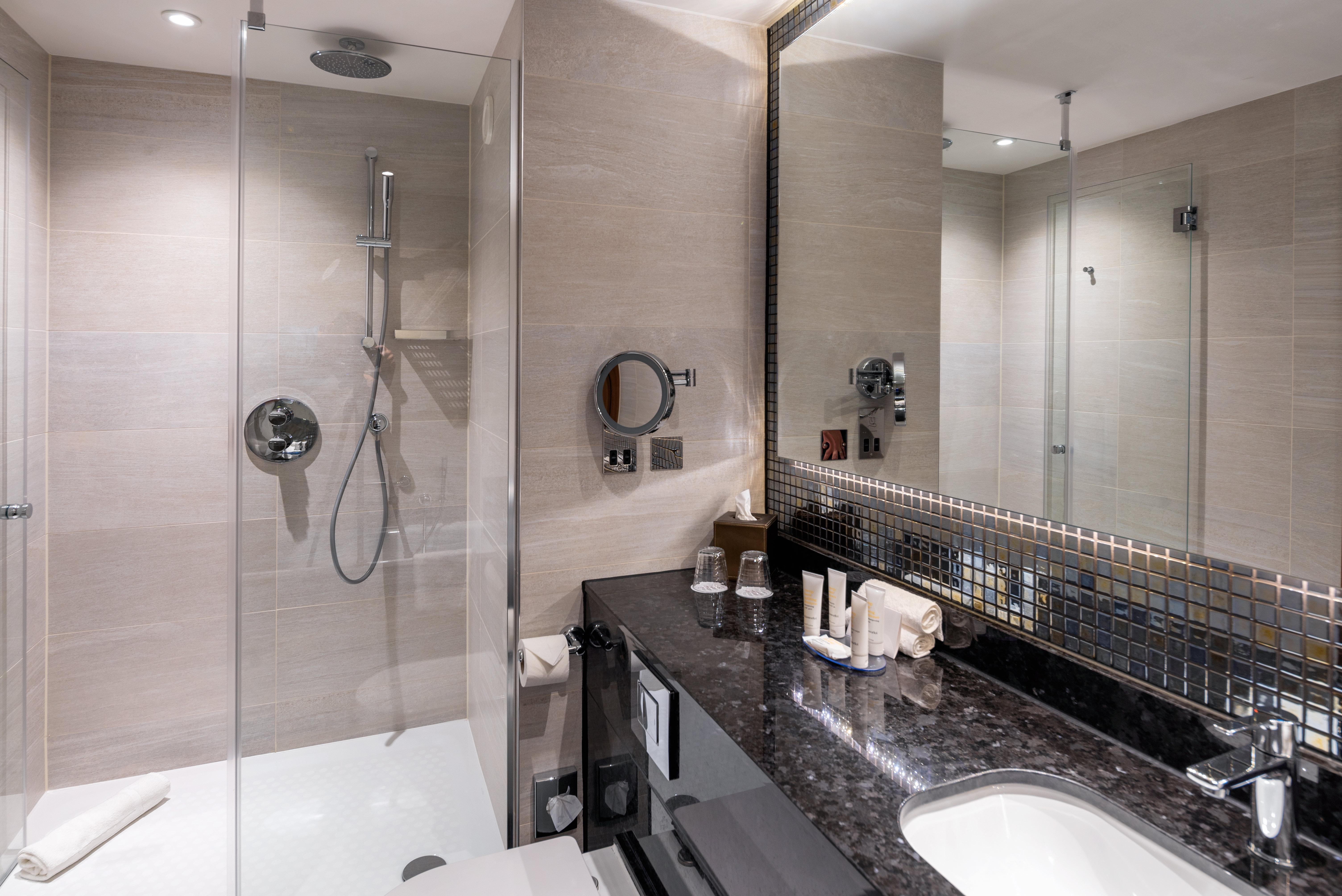 Отель Crowne Plaza London Heathrow T4 By Ihg Хитроу Экстерьер фото