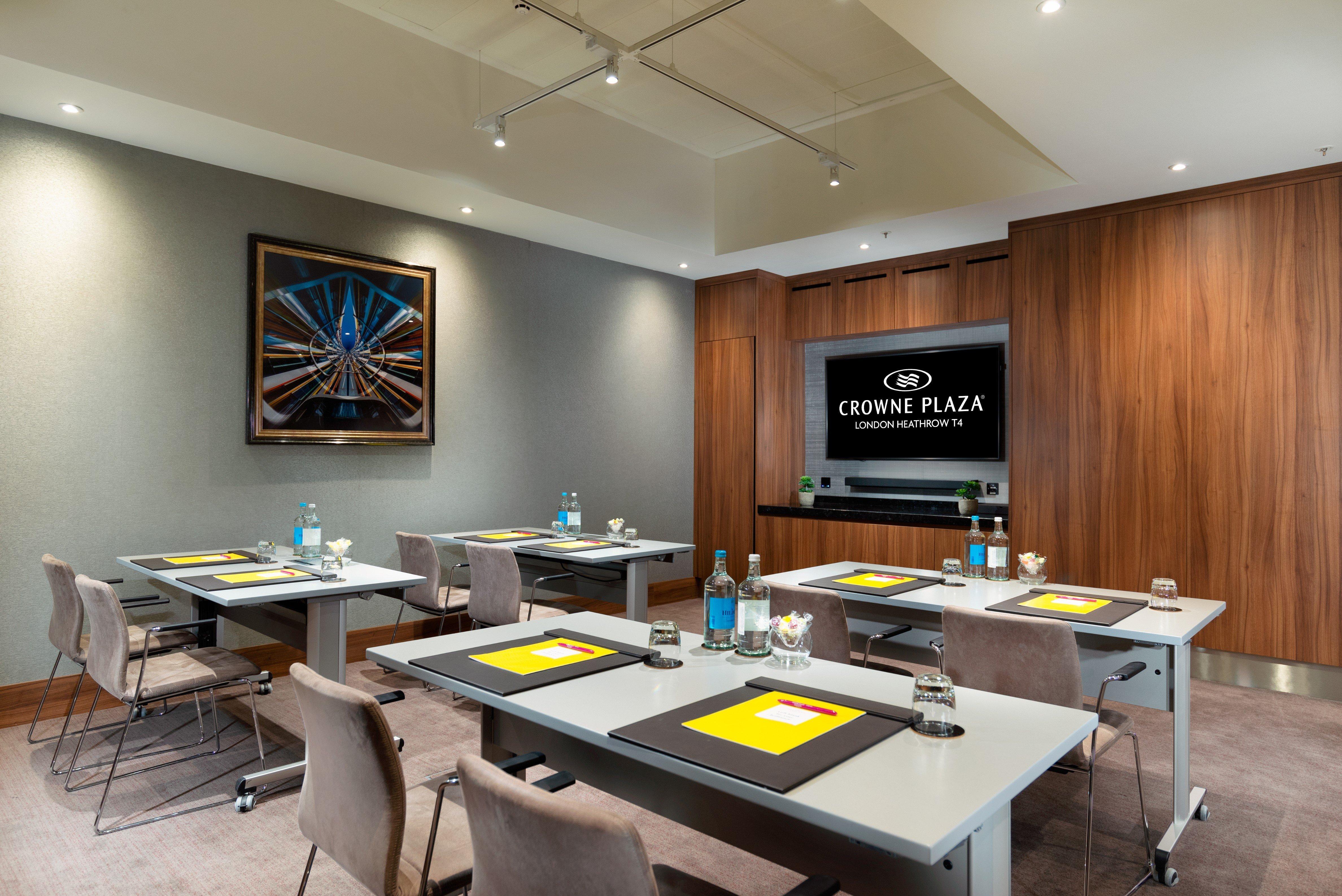 Отель Crowne Plaza London Heathrow T4 By Ihg Хитроу Экстерьер фото