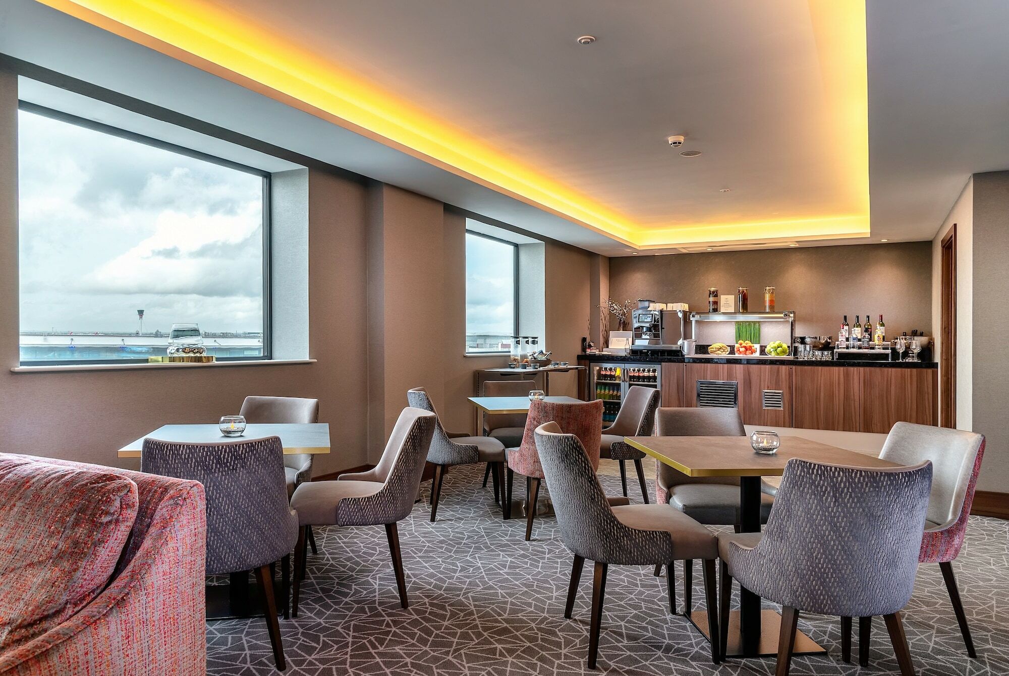 Отель Crowne Plaza London Heathrow T4 By Ihg Хитроу Экстерьер фото